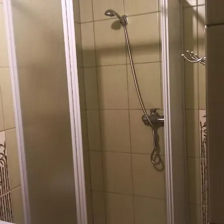 Dom Na Gorce Δωμάτια σε οικογενειακή κατοικία *